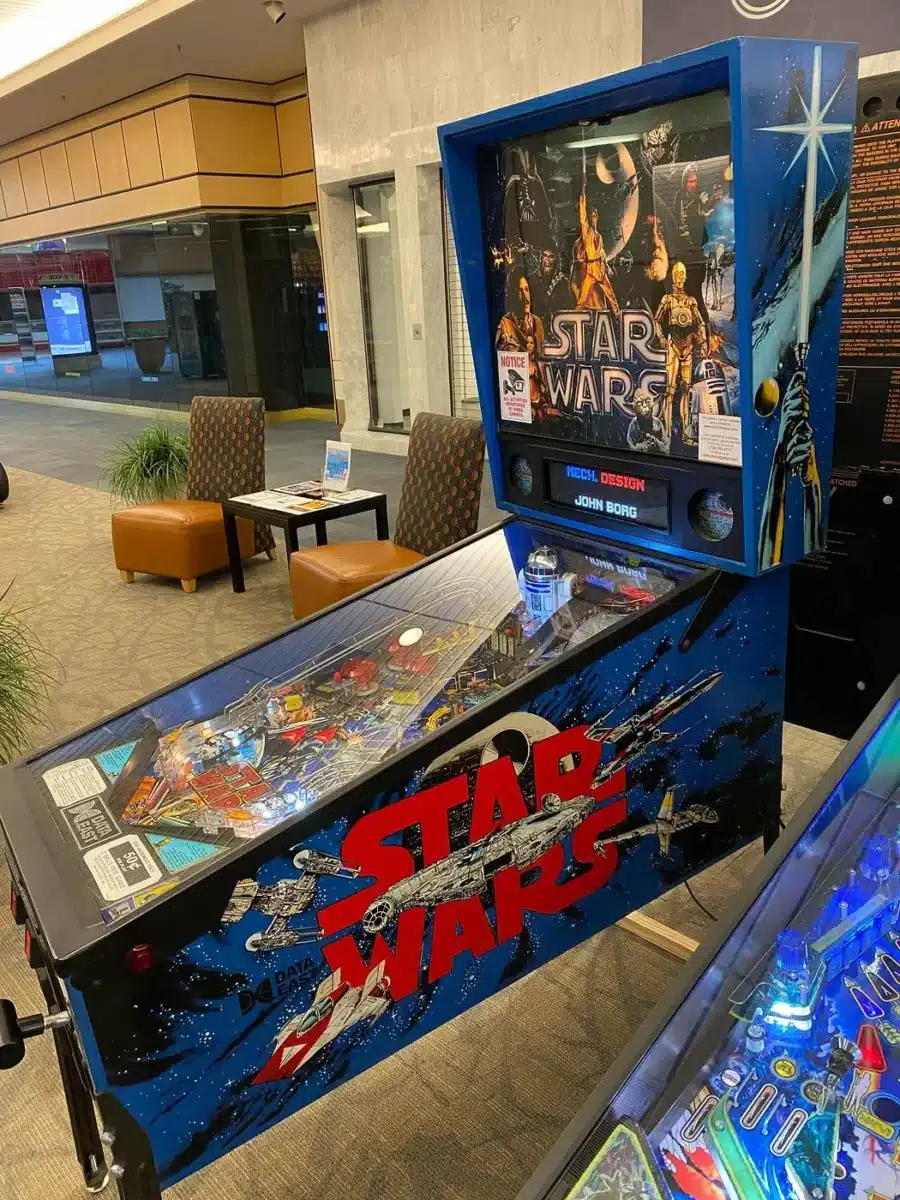 Star Wars Pinball Machine By Stern - Image 3