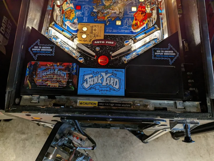 JunkYard Pinball Machine - Image 9